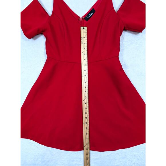 Lulu's Cold Shoulder Red Skater Dress Size Medium - Picture 9 of 14